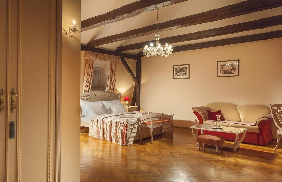 Boutique Hotel Constans-1